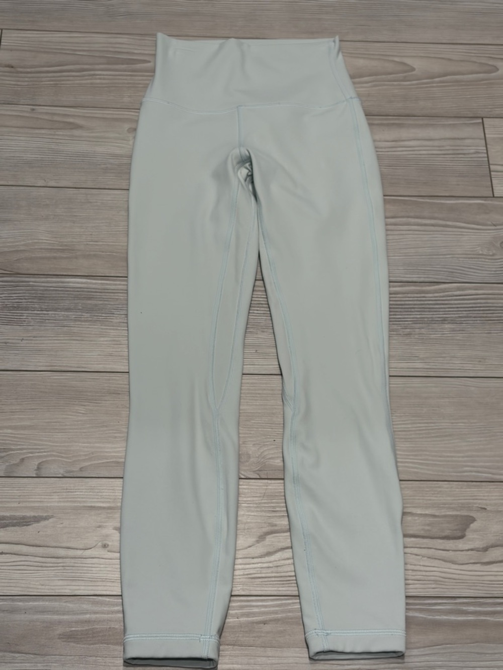 Lululemon Wunder Under High Waist Women’s Size 2  Light Mint Leggings